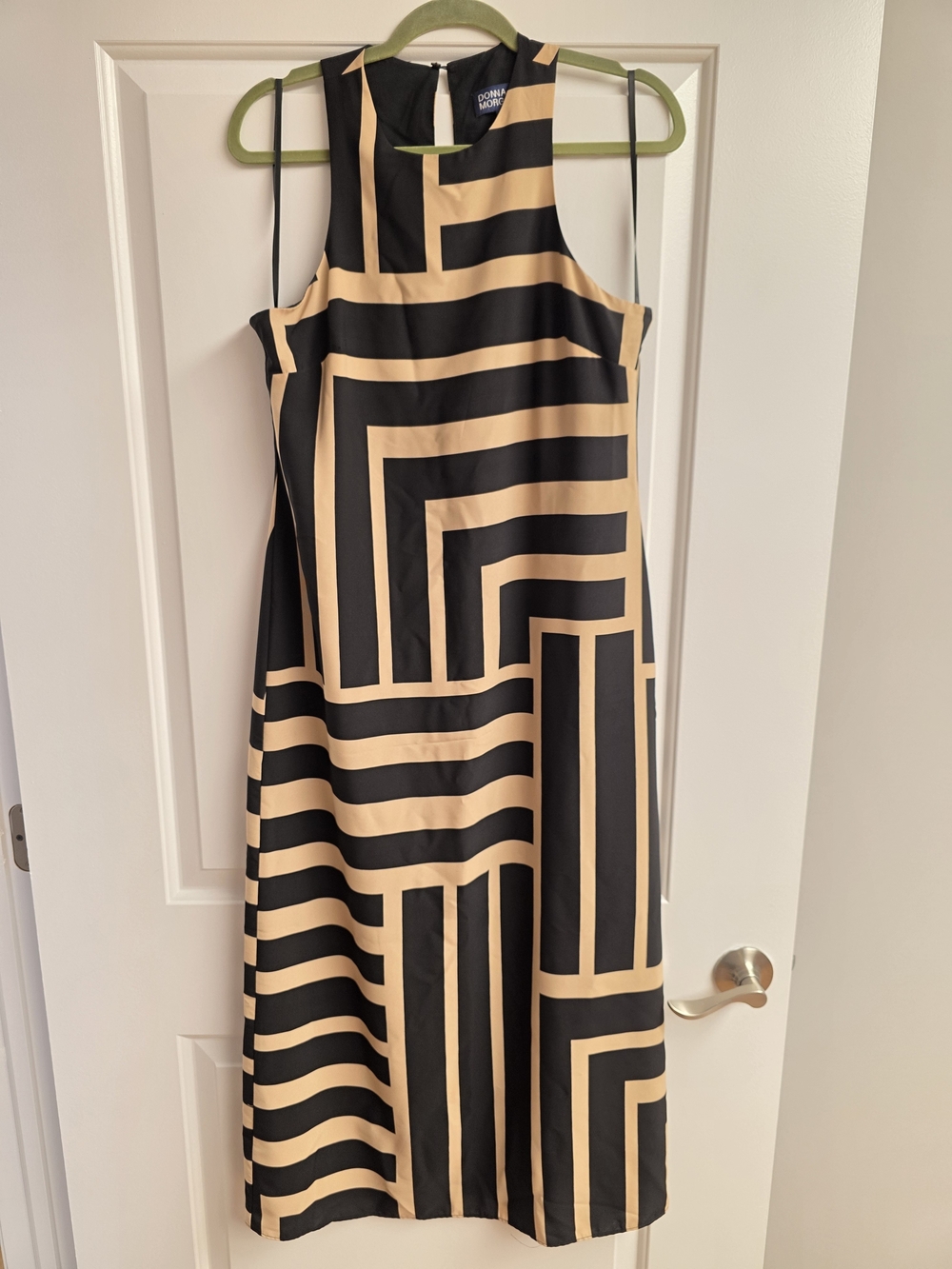 Donna Morgan Black and Beige Geometric Midi Dress